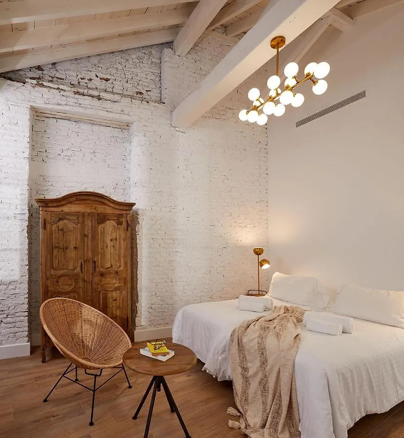 Lodgingmalaga Plaza Constitucion Apartment Malaga